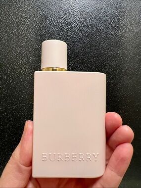 Burberry Her Intense
